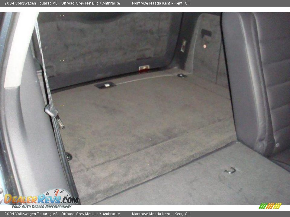 2004 Volkswagen Touareg V8 Offroad Grey Metallic / Anthracite Photo #7