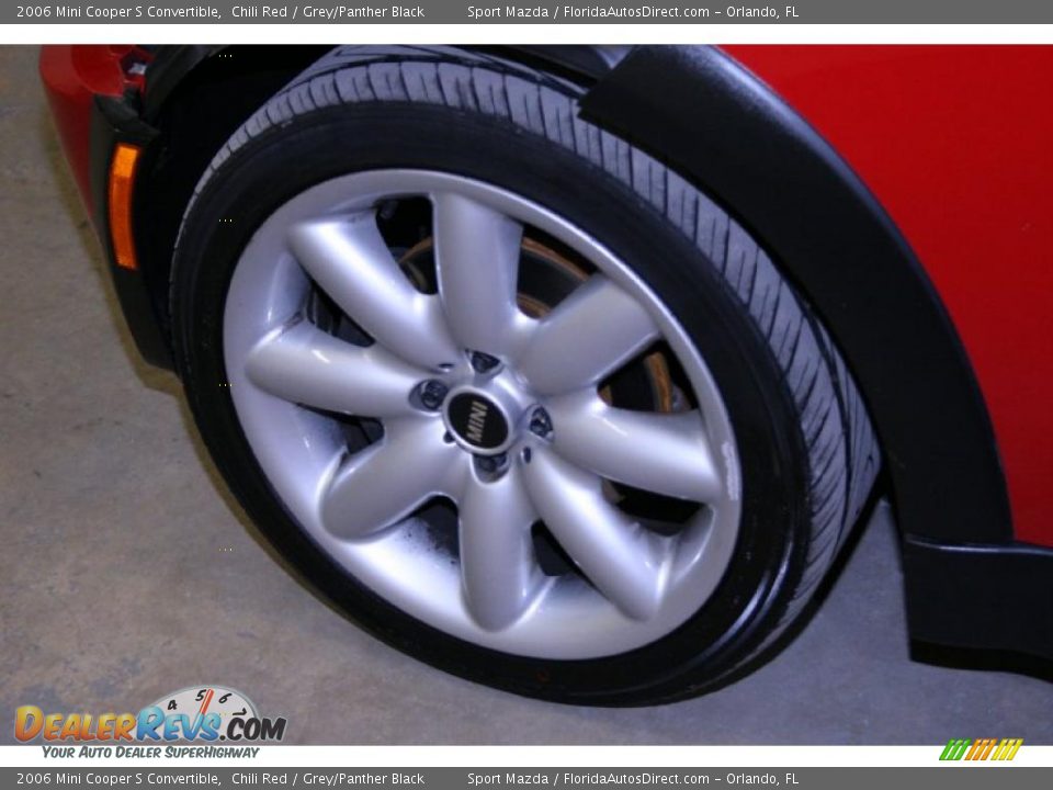 2006 Mini Cooper S Convertible Chili Red / Grey/Panther Black Photo #20