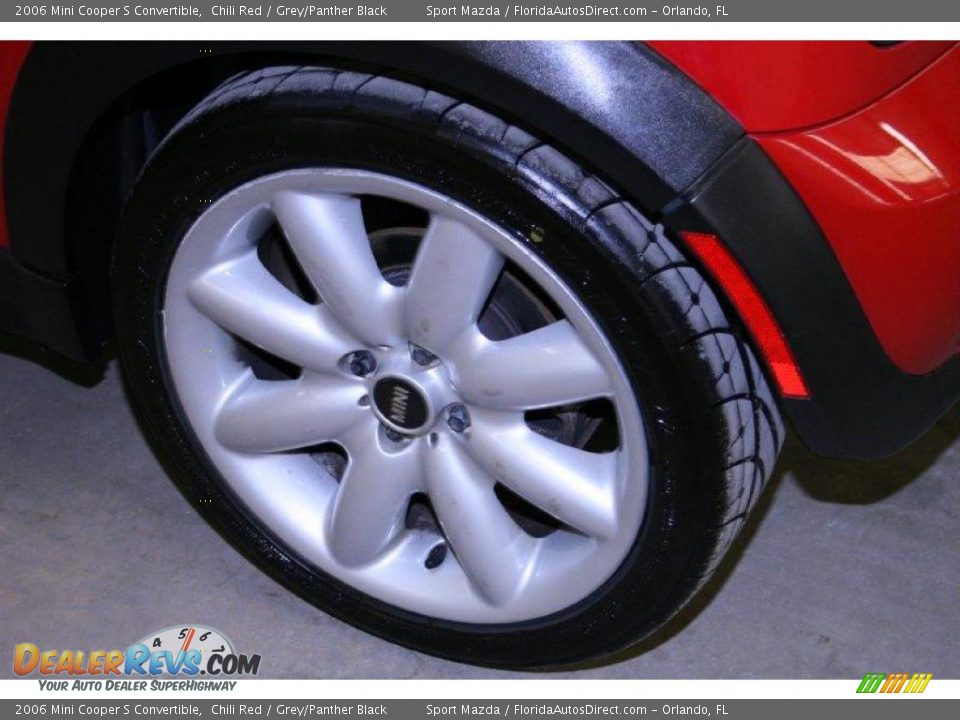 2006 Mini Cooper S Convertible Chili Red / Grey/Panther Black Photo #21