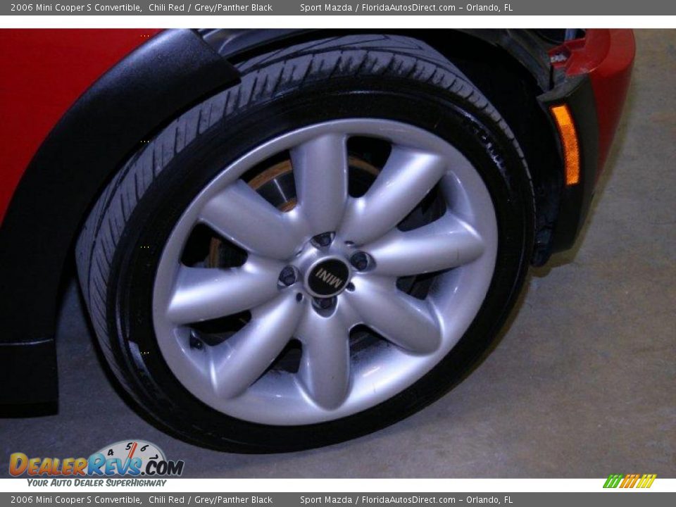 2006 Mini Cooper S Convertible Chili Red / Grey/Panther Black Photo #23