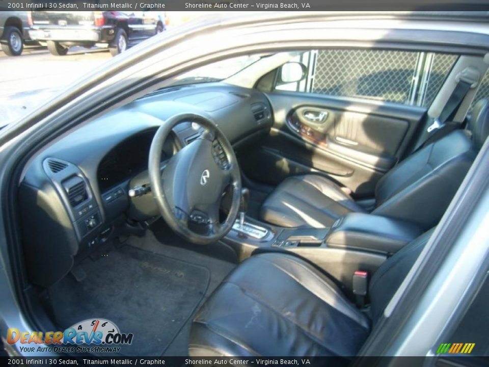 2001 Infiniti I 30 Sedan Titanium Metallic / Graphite Photo #12