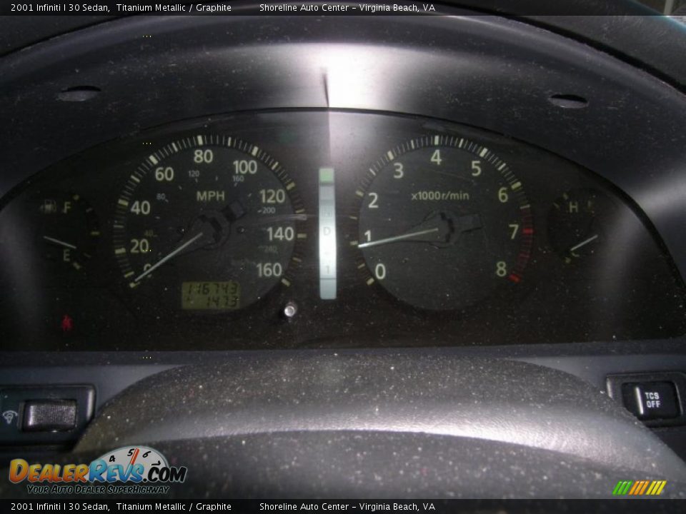 2001 Infiniti I 30 Sedan Titanium Metallic / Graphite Photo #18