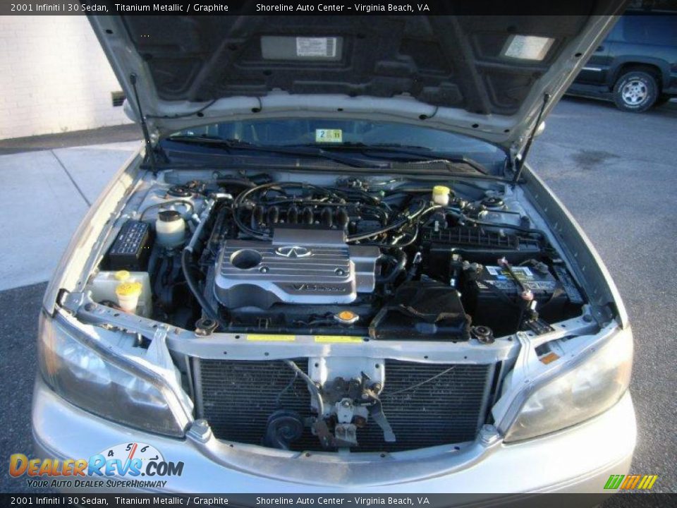 2001 Infiniti I 30 Sedan Titanium Metallic / Graphite Photo #20