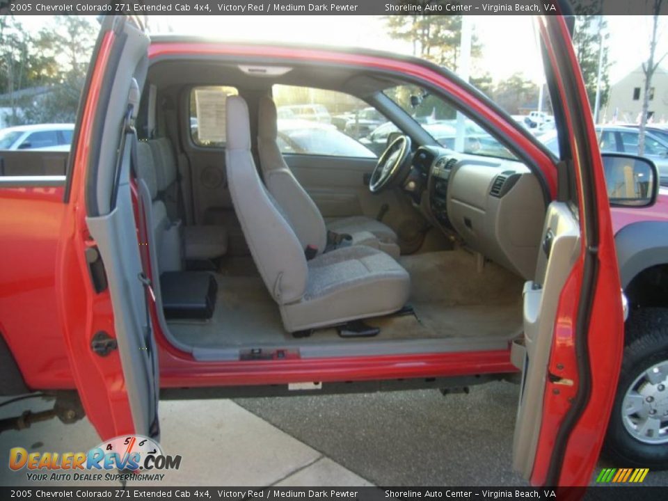 2005 Chevrolet Colorado Z71 Extended Cab 4x4 Victory Red / Medium Dark Pewter Photo #10