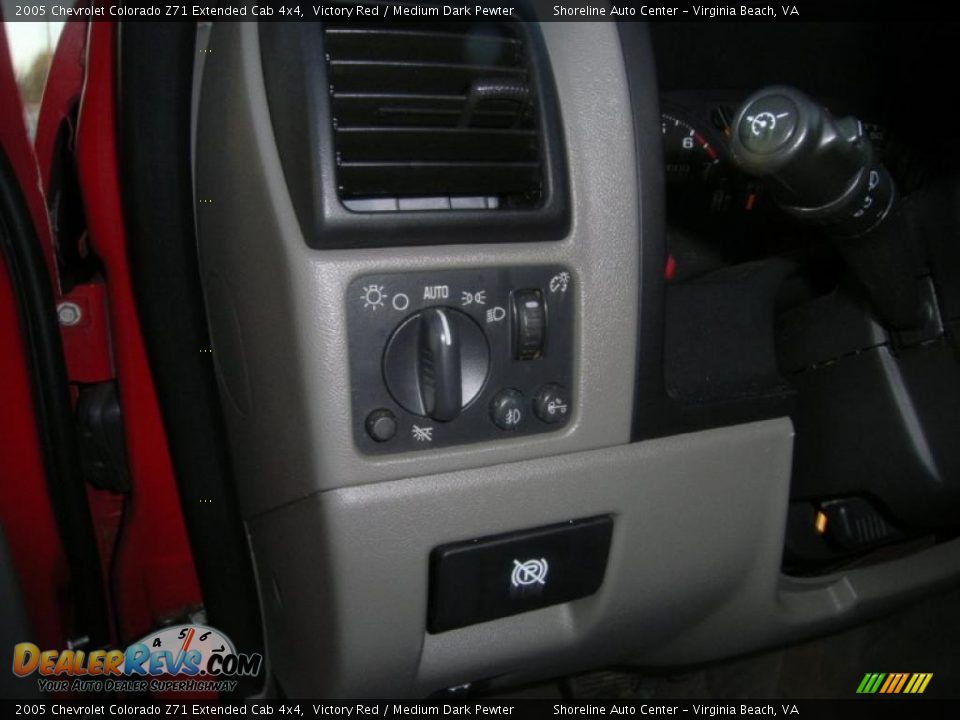 2005 Chevrolet Colorado Z71 Extended Cab 4x4 Victory Red / Medium Dark Pewter Photo #15