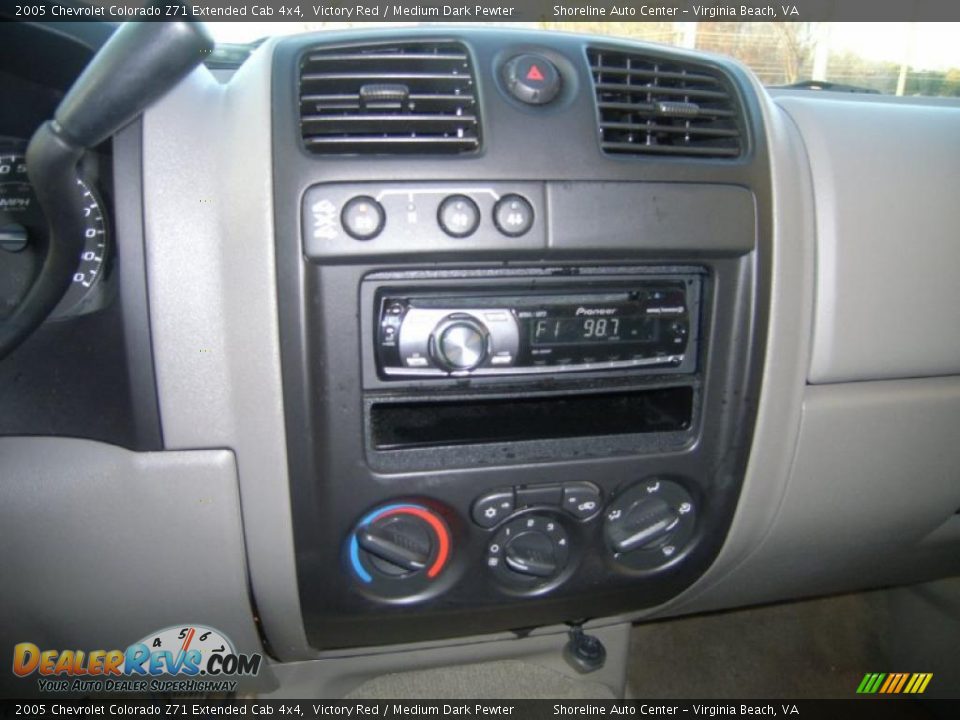 2005 Chevrolet Colorado Z71 Extended Cab 4x4 Victory Red / Medium Dark Pewter Photo #16