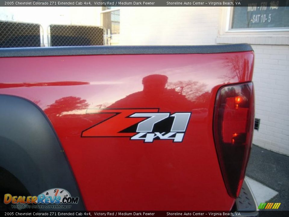 2005 Chevrolet Colorado Z71 Extended Cab 4x4 Victory Red / Medium Dark Pewter Photo #19
