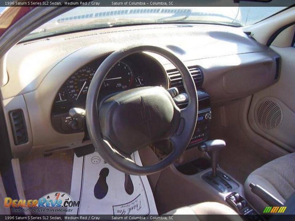 1996 Saturn S Series SL2 Sedan Medium Red / Gray Photo #7