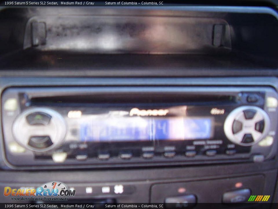 1996 Saturn S Series SL2 Sedan Medium Red / Gray Photo #9