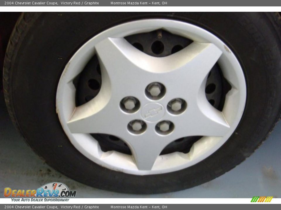 2004 Chevrolet Cavalier Coupe Victory Red / Graphite Photo #20