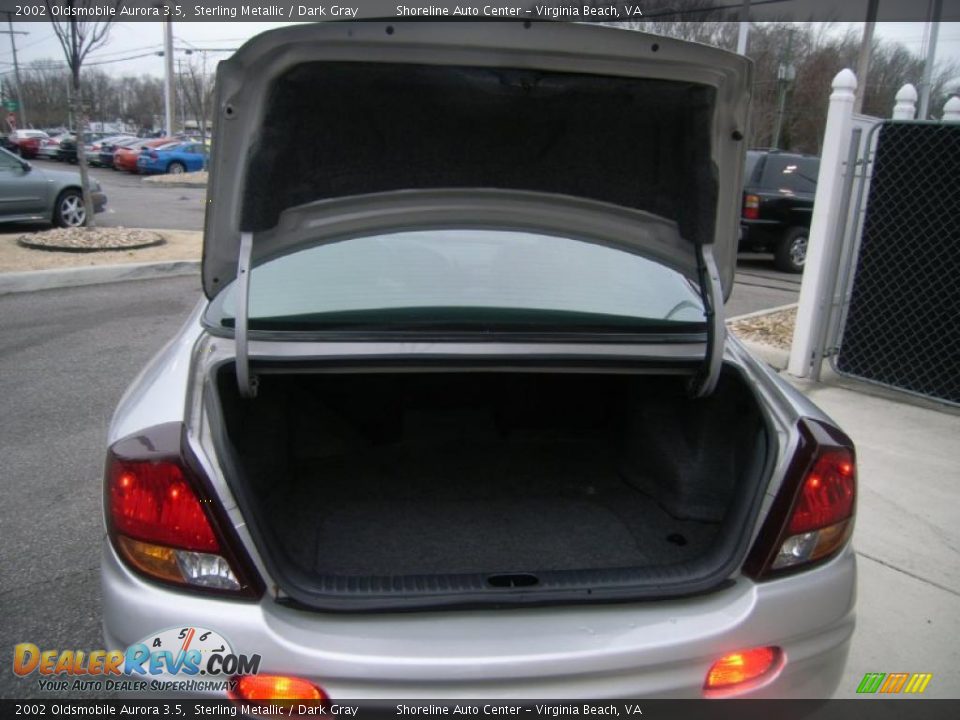 2002 Oldsmobile Aurora 3.5 Sterling Metallic / Dark Gray Photo #10