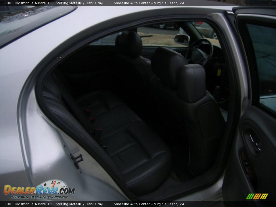 2002 Oldsmobile Aurora 3.5 Sterling Metallic / Dark Gray Photo #11