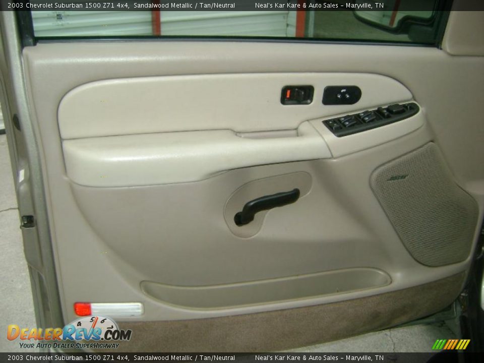 2003 Chevrolet Suburban 1500 Z71 4x4 Sandalwood Metallic / Tan/Neutral Photo #8