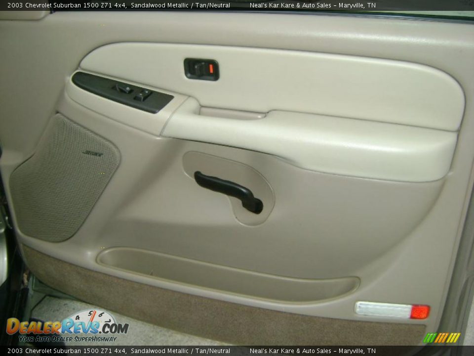 2003 Chevrolet Suburban 1500 Z71 4x4 Sandalwood Metallic / Tan/Neutral Photo #18