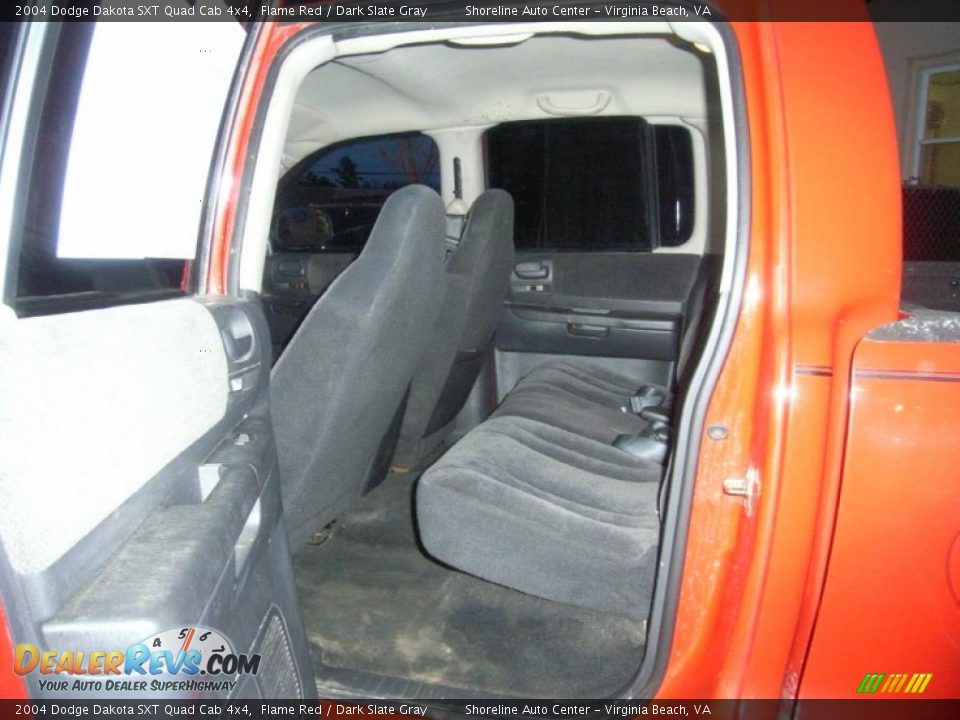 2004 Dodge Dakota SXT Quad Cab 4x4 Flame Red / Dark Slate Gray Photo #9