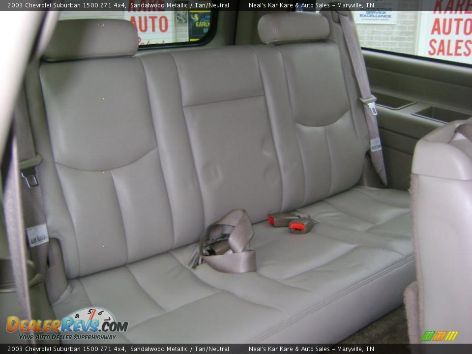 2003 Chevrolet Suburban 1500 Z71 4x4 Sandalwood Metallic / Tan/Neutral Photo #22