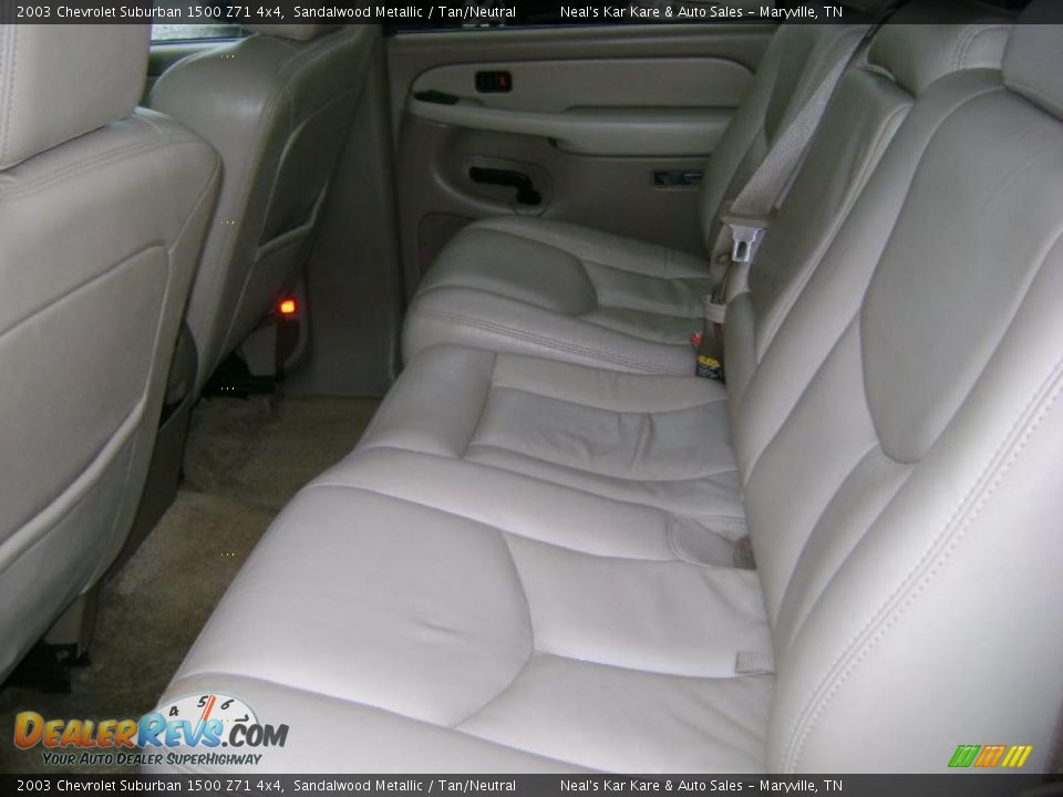2003 Chevrolet Suburban 1500 Z71 4x4 Sandalwood Metallic / Tan/Neutral Photo #23