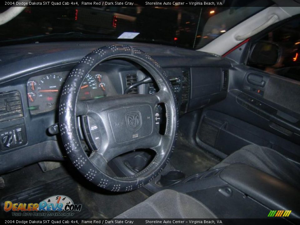 2004 Dodge Dakota SXT Quad Cab 4x4 Flame Red / Dark Slate Gray Photo #15