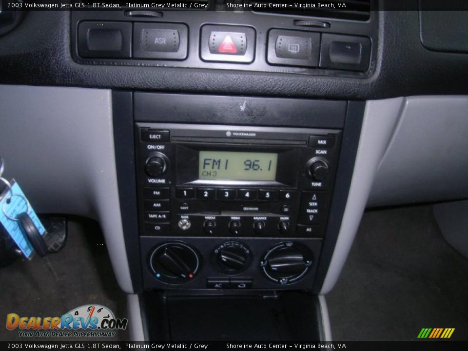 2003 Volkswagen Jetta GLS 1.8T Sedan Platinum Grey Metallic / Grey Photo #18