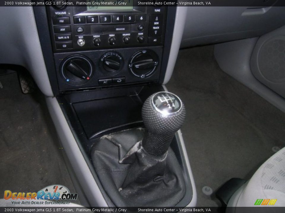 2003 Volkswagen Jetta GLS 1.8T Sedan Platinum Grey Metallic / Grey Photo #19