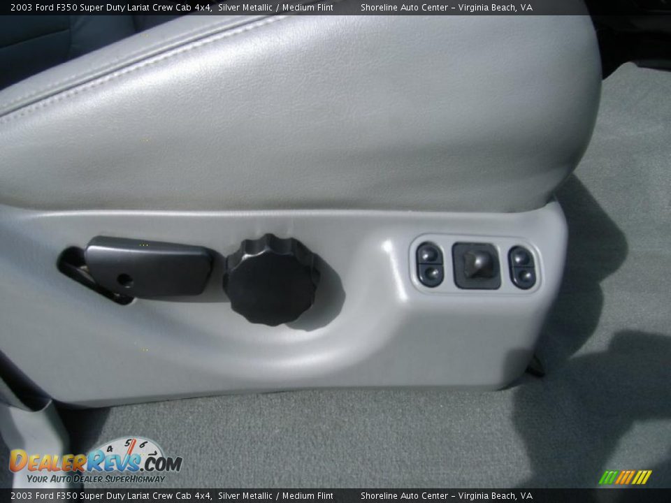 2003 Ford F350 Super Duty Lariat Crew Cab 4x4 Silver Metallic / Medium Flint Photo #16