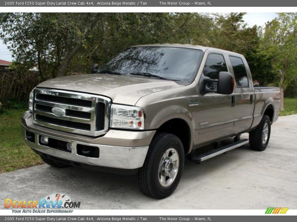 2005 Ford F250 Super Duty Lariat Crew Cab 4x4 Arizona Beige Metallic / Tan Photo #1