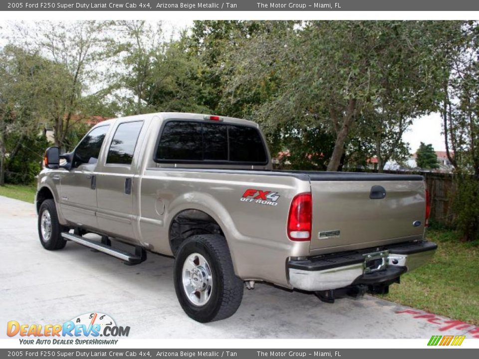 2005 Ford F250 Super Duty Lariat Crew Cab 4x4 Arizona Beige Metallic / Tan Photo #5