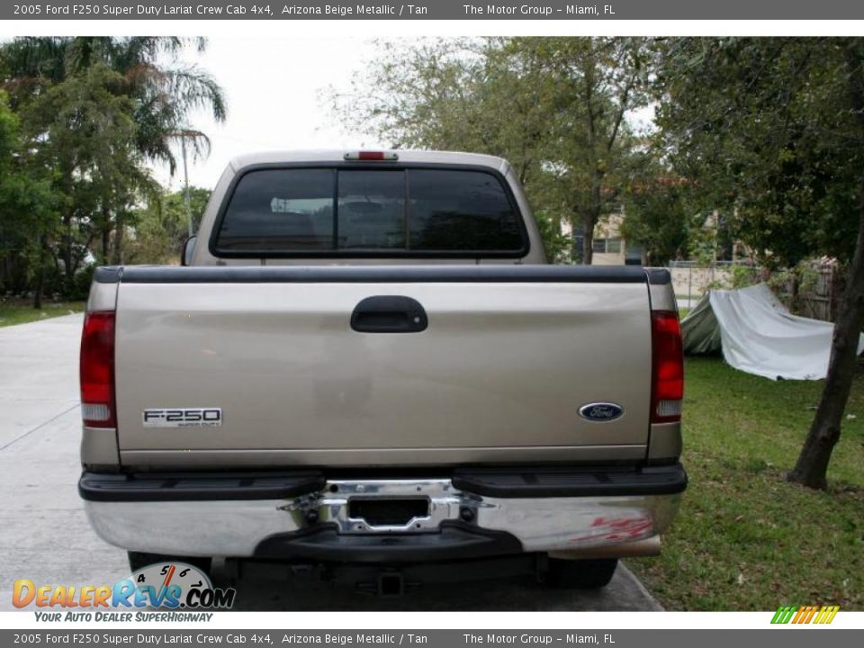 2005 Ford F250 Super Duty Lariat Crew Cab 4x4 Arizona Beige Metallic / Tan Photo #7