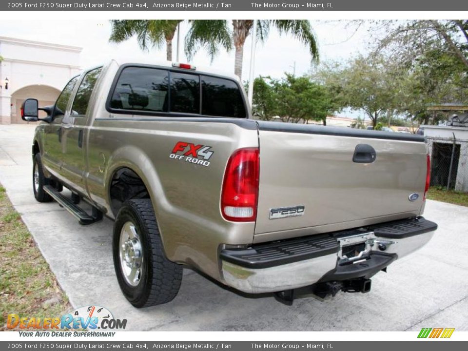 2005 Ford F250 Super Duty Lariat Crew Cab 4x4 Arizona Beige Metallic / Tan Photo #19