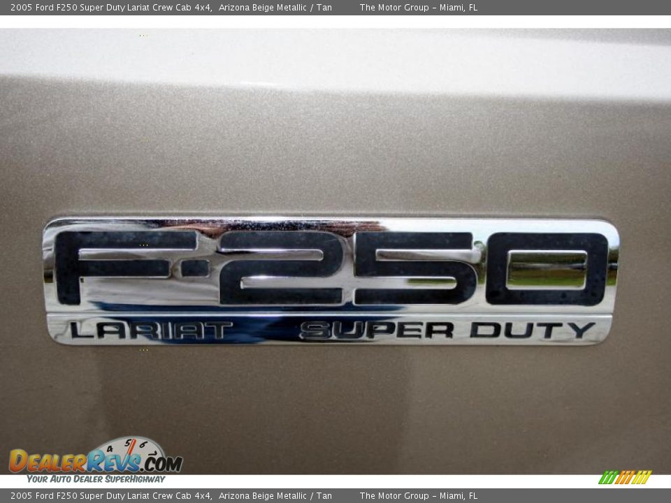 2005 Ford F250 Super Duty Lariat Crew Cab 4x4 Arizona Beige Metallic / Tan Photo #25