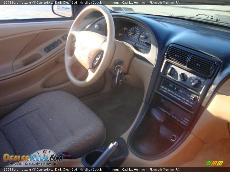 1998 Ford Mustang V6 Convertible Dark Green Satin Metallic / Saddle Photo #18