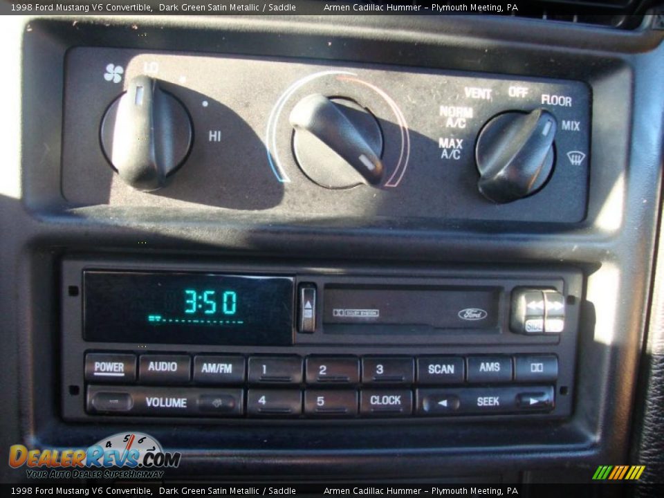 1998 Ford Mustang V6 Convertible Dark Green Satin Metallic / Saddle Photo #30