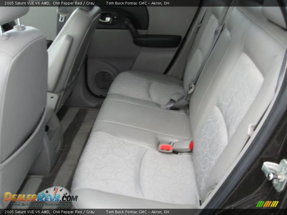 2005 Saturn VUE V6 AWD Chili Pepper Red / Gray Photo #8