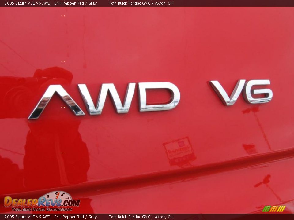 2005 Saturn VUE V6 AWD Chili Pepper Red / Gray Photo #14