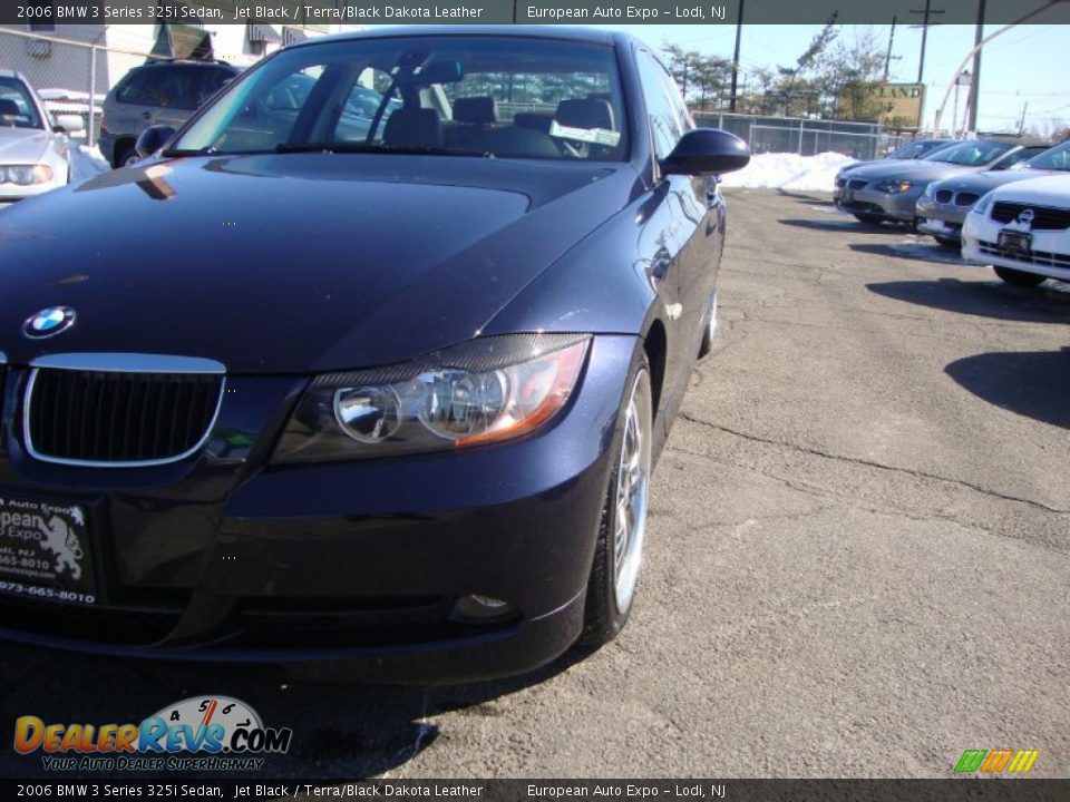 2006 BMW 3 Series 325i Sedan Jet Black / Terra/Black Dakota Leather Photo #3