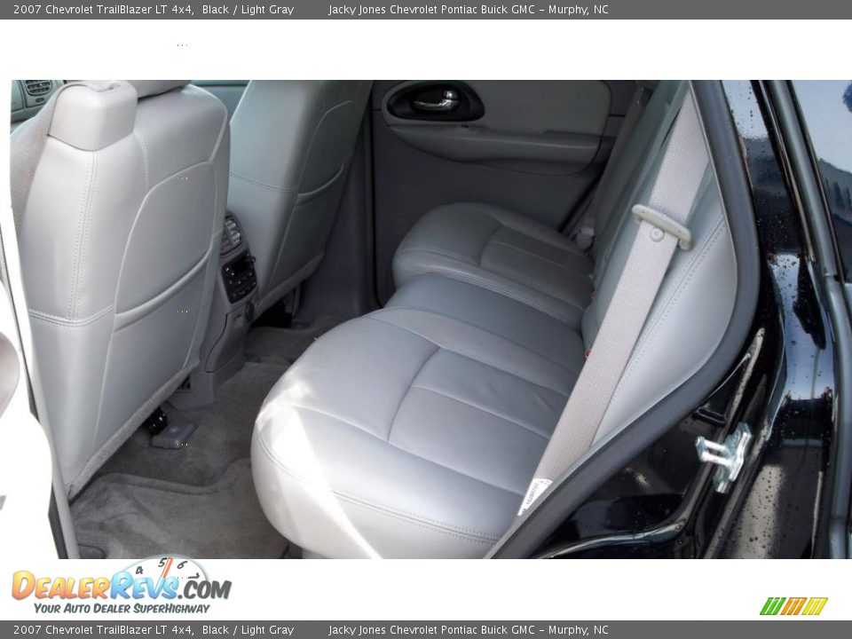 2007 Chevrolet TrailBlazer LT 4x4 Black / Light Gray Photo #4