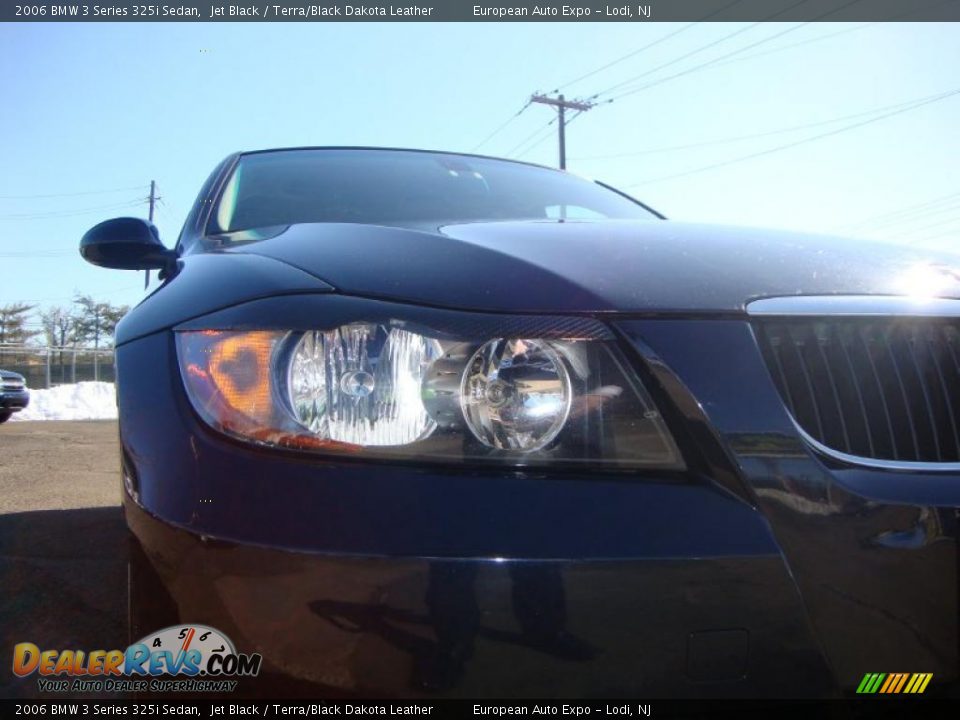 2006 BMW 3 Series 325i Sedan Jet Black / Terra/Black Dakota Leather Photo #14