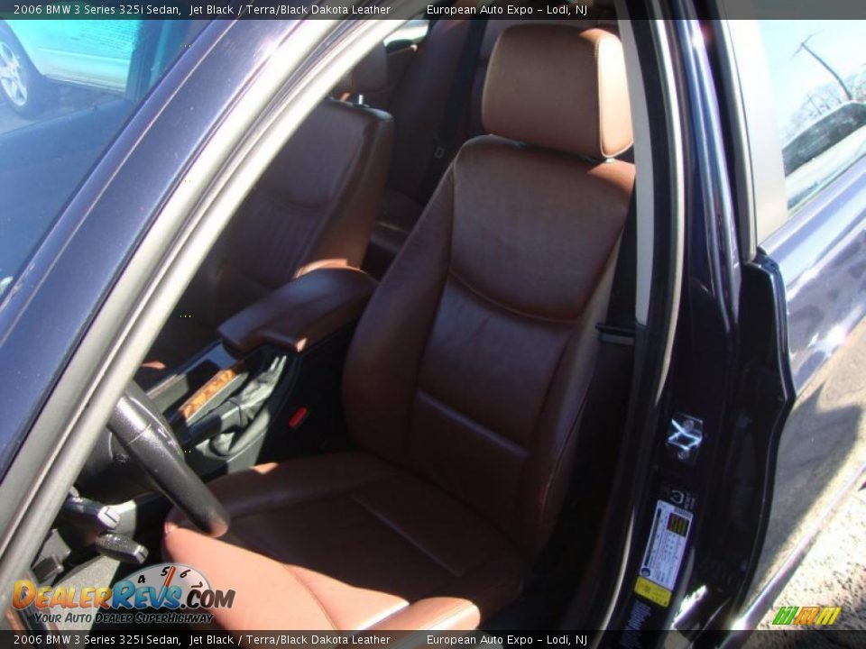 2006 BMW 3 Series 325i Sedan Jet Black / Terra/Black Dakota Leather Photo #15