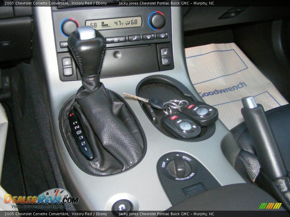 2005 Chevrolet Corvette Convertible Victory Red / Ebony Photo #5