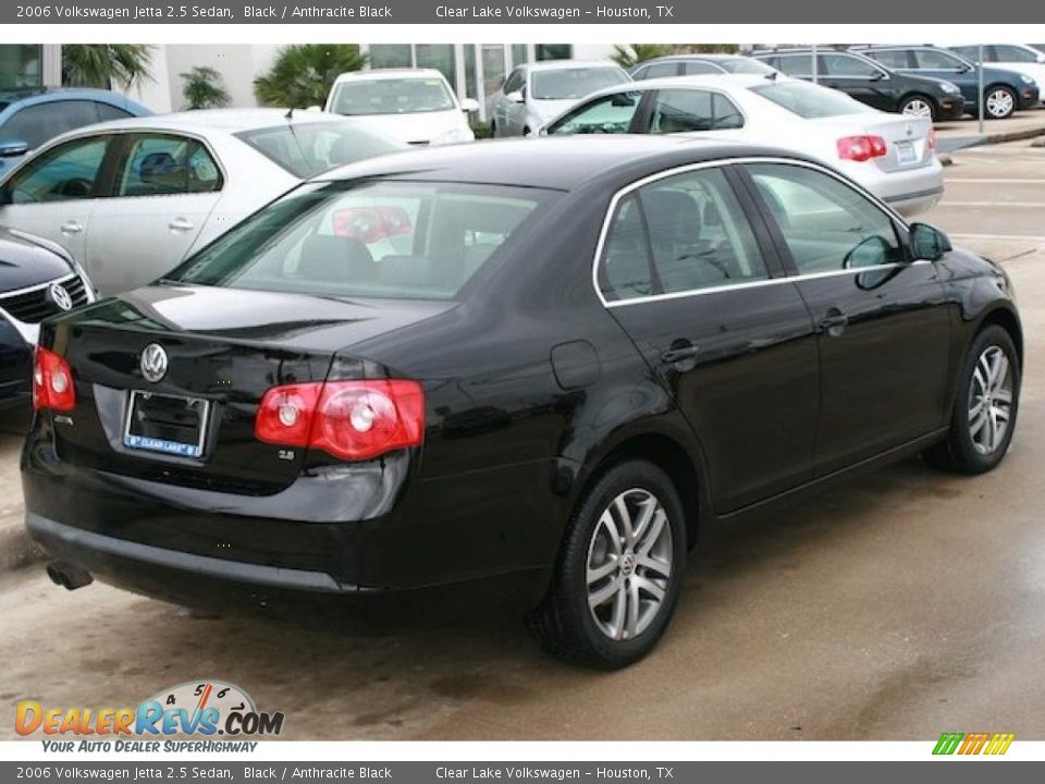 2006 Volkswagen Jetta 2.5 Sedan Black / Anthracite Black Photo #15