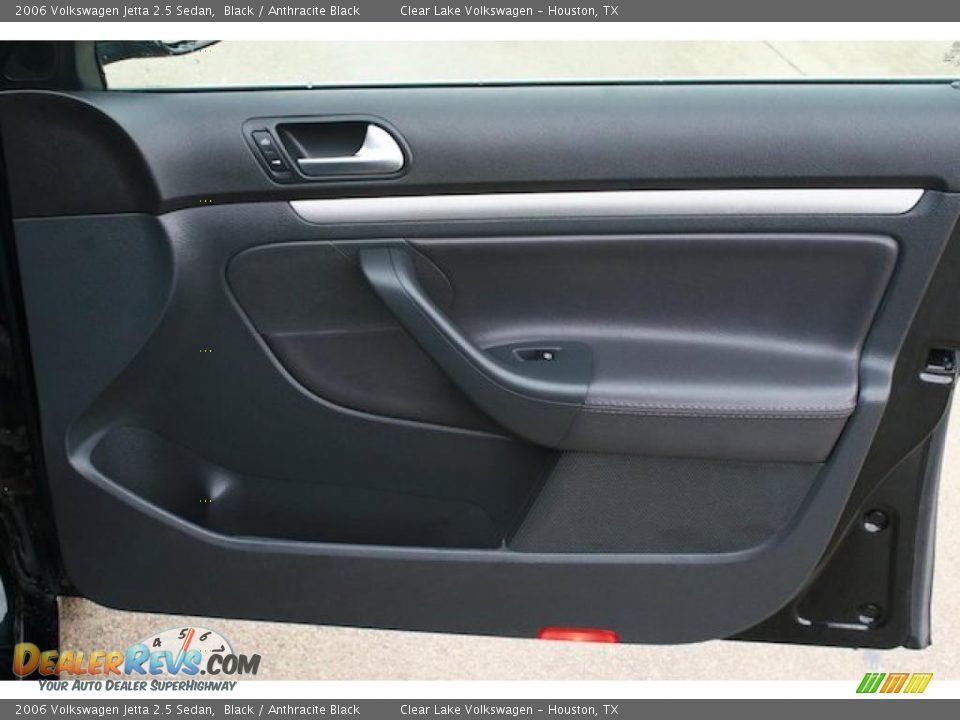 2006 Volkswagen Jetta 2.5 Sedan Black / Anthracite Black Photo #29