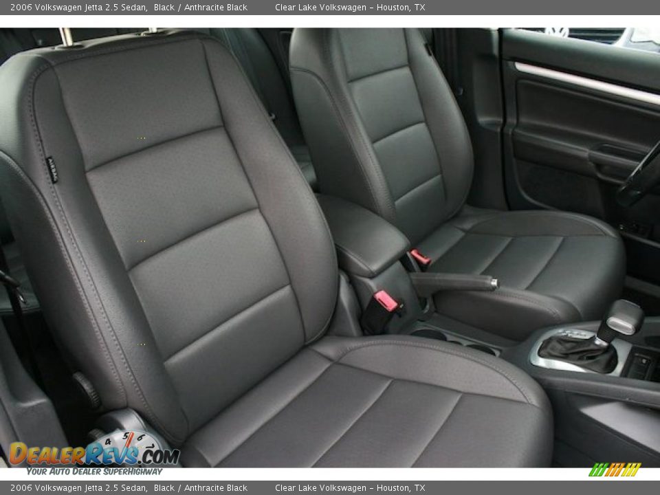 2006 Volkswagen Jetta 2.5 Sedan Black / Anthracite Black Photo #32