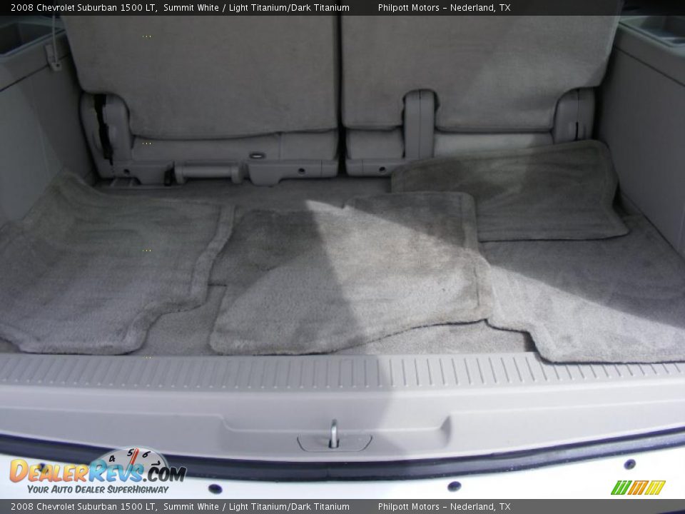 2008 Chevrolet Suburban 1500 LT Summit White / Light Titanium/Dark Titanium Photo #29