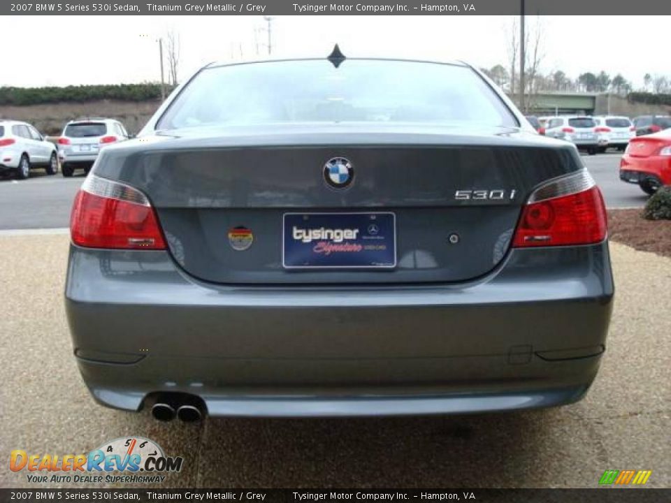 2007 BMW 5 Series 530i Sedan Titanium Grey Metallic / Grey Photo #5
