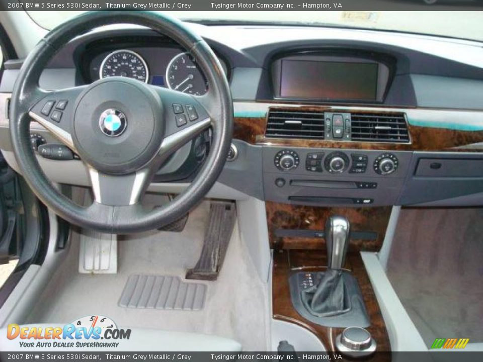 2007 BMW 5 Series 530i Sedan Titanium Grey Metallic / Grey Photo #13