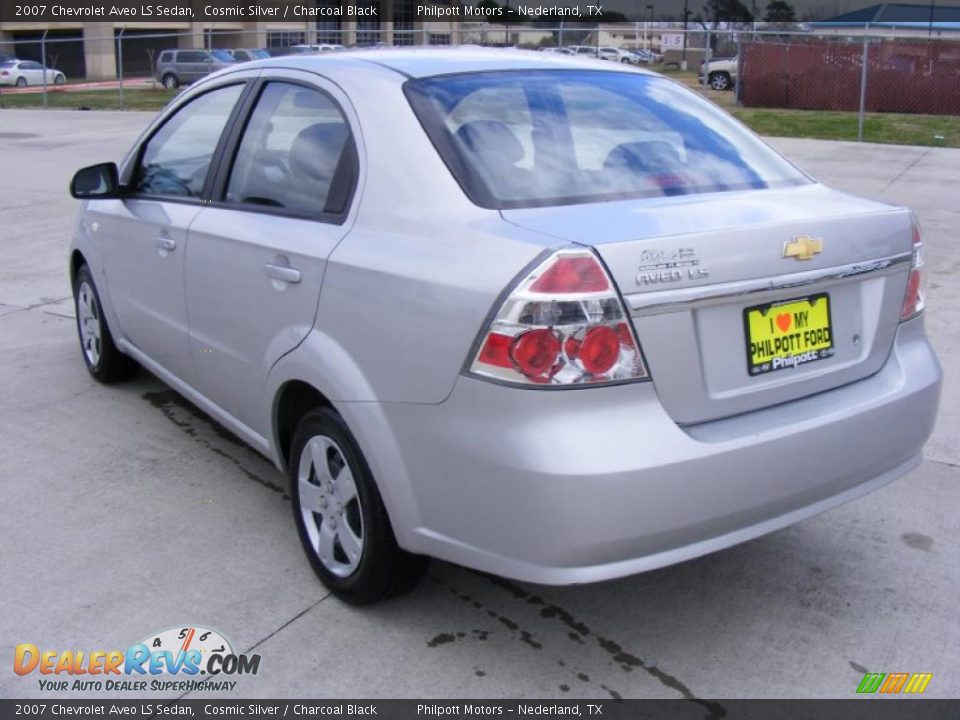 2007 Chevrolet Aveo LS Sedan Cosmic Silver / Charcoal Black Photo #5