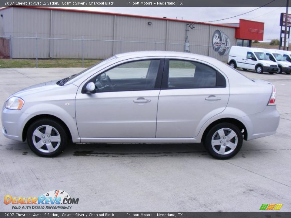 2007 Chevrolet Aveo LS Sedan Cosmic Silver / Charcoal Black Photo #6