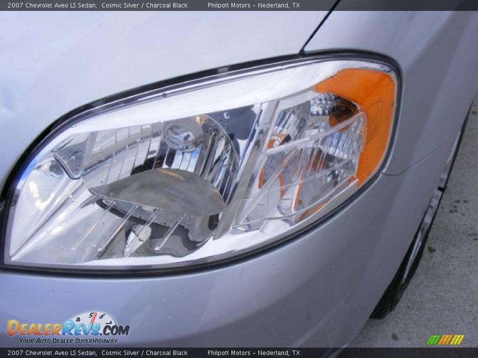 2007 Chevrolet Aveo LS Sedan Cosmic Silver / Charcoal Black Photo #10