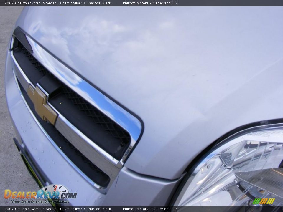 2007 Chevrolet Aveo LS Sedan Cosmic Silver / Charcoal Black Photo #11