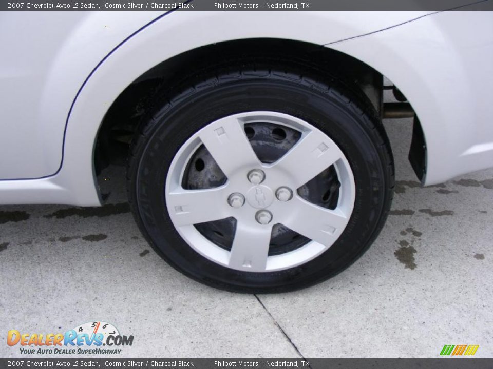 2007 Chevrolet Aveo LS Sedan Cosmic Silver / Charcoal Black Photo #14